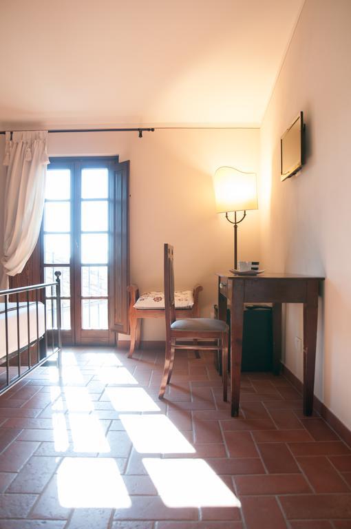 Agriturismo Borgo Tra Gli Olivi Castiglion Fiorentino Habitación foto