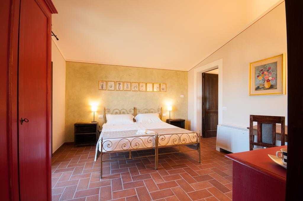 Agriturismo Borgo Tra Gli Olivi Castiglion Fiorentino Exterior foto
